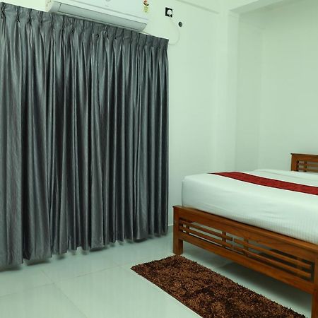Achoos Residency Tiruvalla Exterior foto