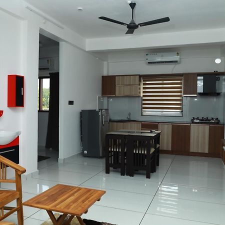 Achoos Residency Tiruvalla Exterior foto