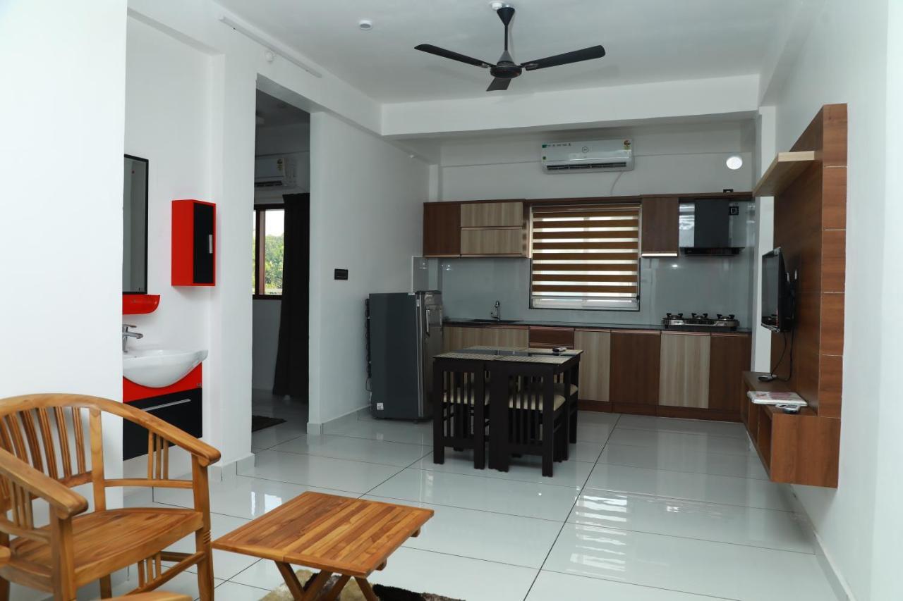Achoos Residency Tiruvalla Exterior foto