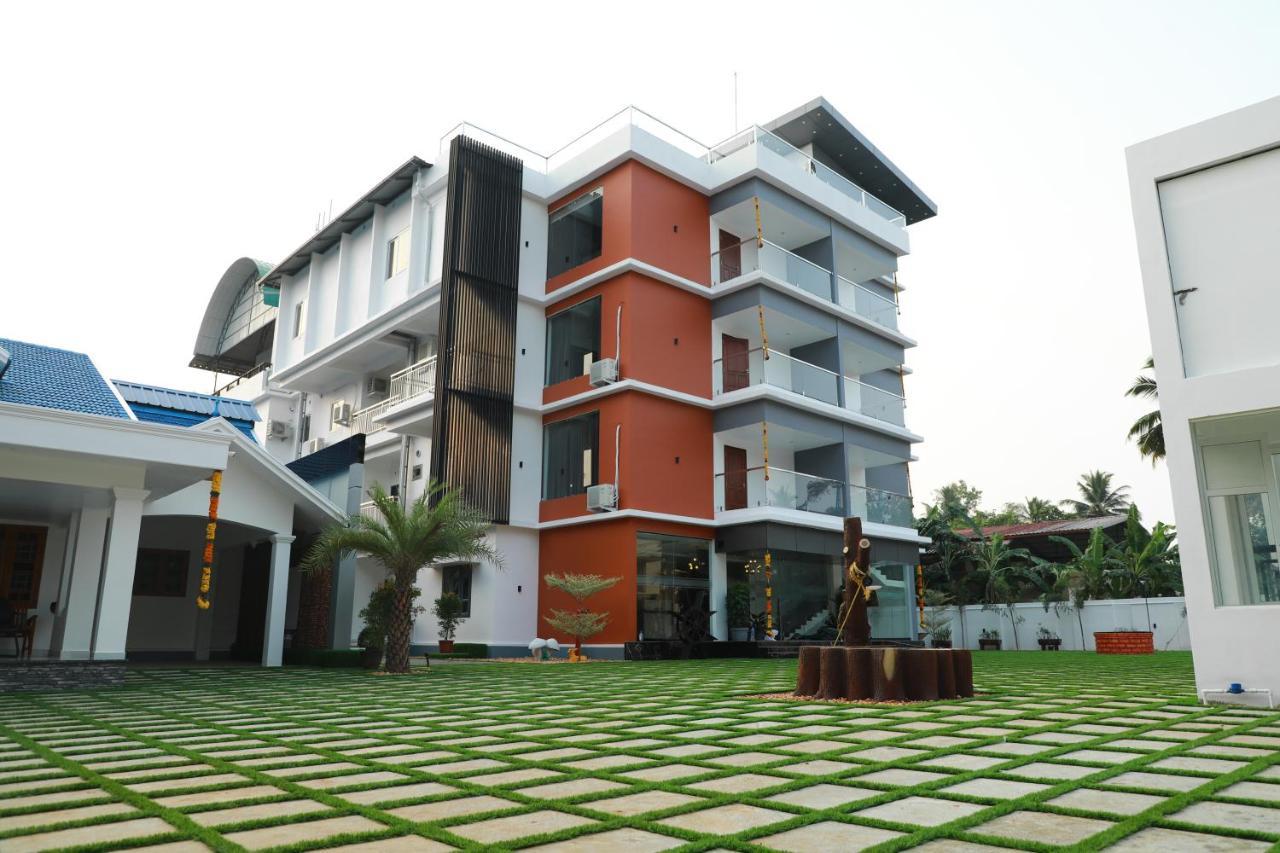 Achoos Residency Tiruvalla Exterior foto